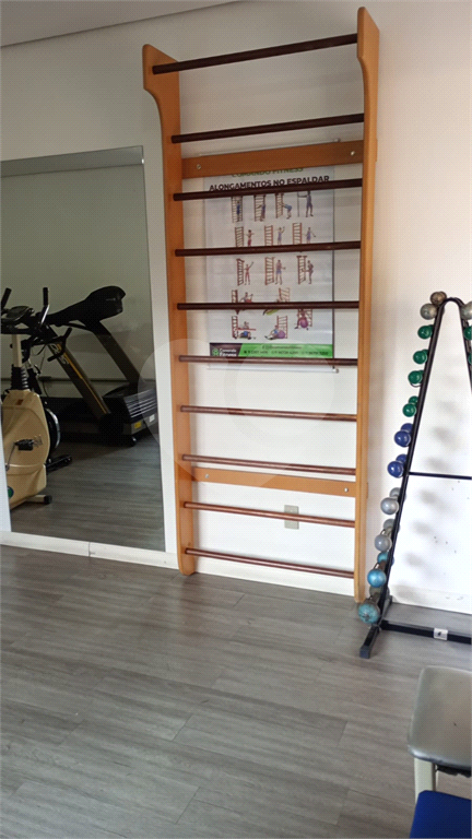 Apartamento no Tatuapé – 83m², 3 quartos (1 suíte), varanda com vidro, 2 vagas e lazer completo próximo ao Metrô Carrão