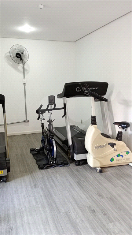 Apartamento no Tatuapé – 83m², 3 quartos (1 suíte), varanda com vidro, 2 vagas e lazer completo próximo ao Metrô Carrão