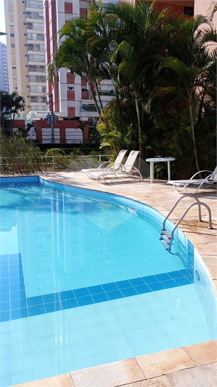 Apartamento no Tatuapé – 83m², 3 quartos (1 suíte), varanda com vidro, 2 vagas e lazer completo próximo ao Metrô Carrão