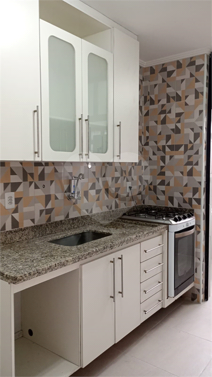 Apartamento no Tatuapé – 83m², 3 quartos (1 suíte), varanda com vidro, 2 vagas e lazer completo próximo ao Metrô Carrão