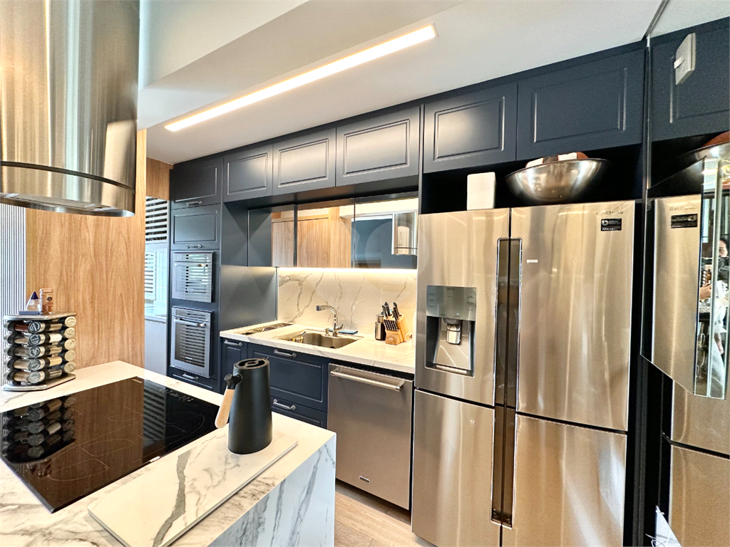 Apartamento Decorado com 2 Dormitórios (1 Suíte) | Varanda Integrada | 1 Vaga | Próx. Metrô Sumaré