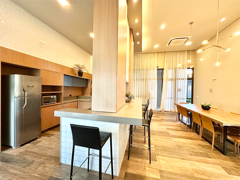 Apartamento Decorado com 2 Dormitórios (1 Suíte) | Varanda Integrada | 1 Vaga | Próx. Metrô Sumaré