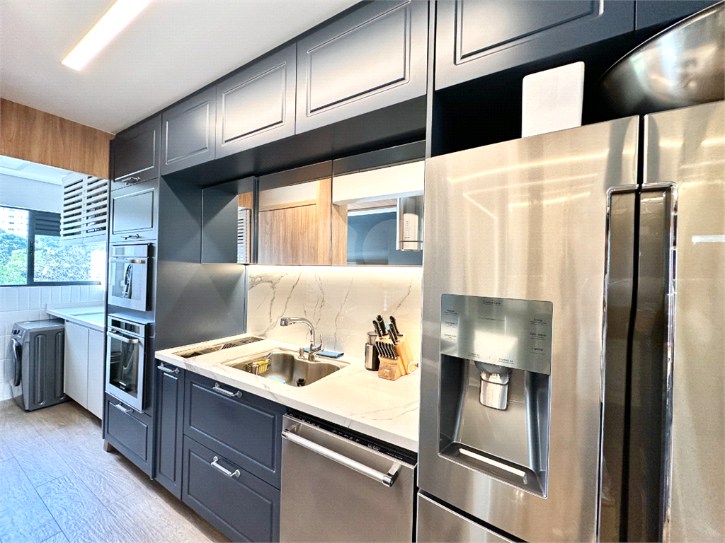 Apartamento Decorado com 2 Dormitórios (1 Suíte) | Varanda Integrada | 1 Vaga | Próx. Metrô Sumaré