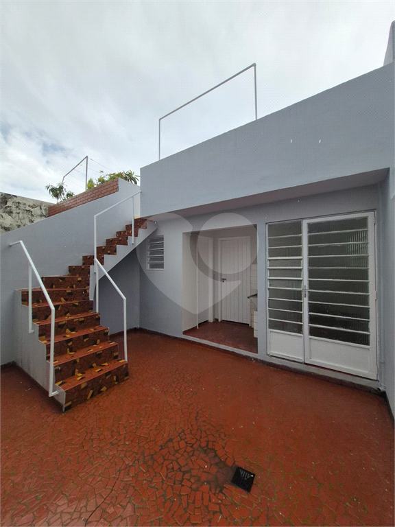 Sobrado, 3 Dormitórios, 2 Banheiros, 2 Vagas. Vila Constância