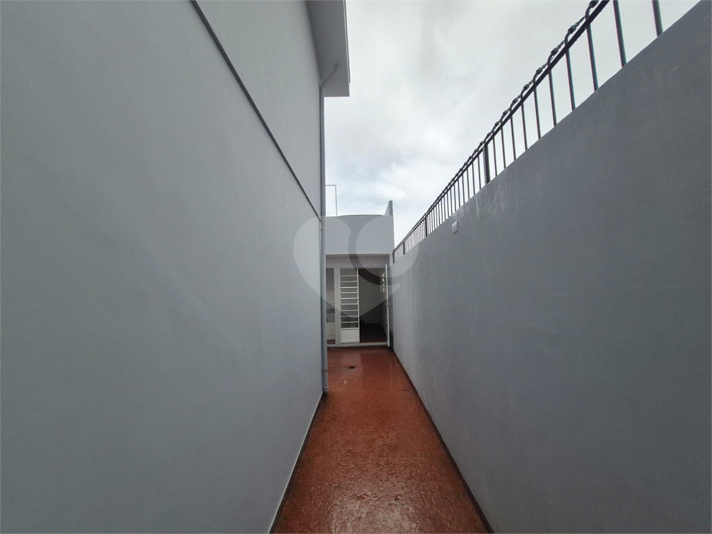 Sobrado, 3 Dormitórios, 2 Banheiros, 2 Vagas. Vila Constância