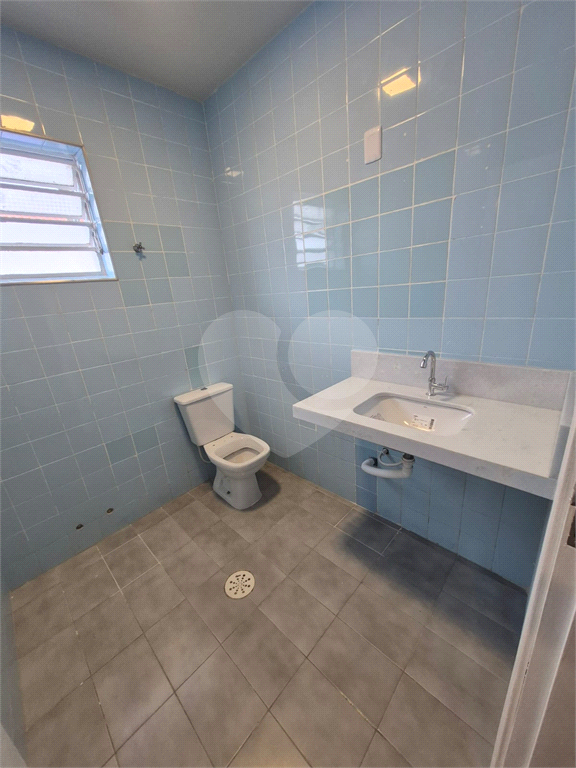 Sobrado, 3 Dormitórios, 2 Banheiros, 2 Vagas. Vila Constância