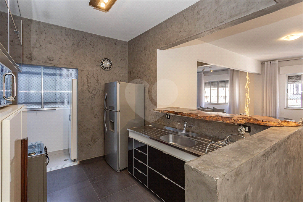 Apartamento Reformado e Mobiliado na Vila Mariana 100m² e 1 vaga. 