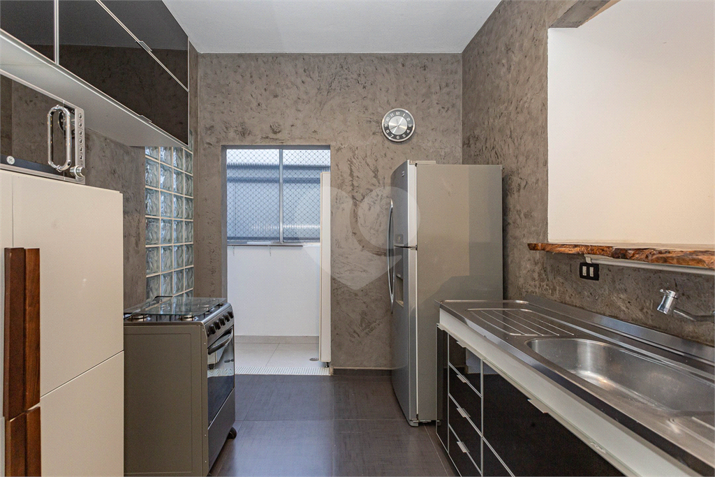 Apartamento Reformado e Mobiliado na Vila Mariana 100m² e 1 vaga. 