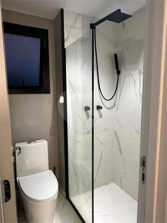 Conforto e Conveniência na Vila Buarque: Apartamento Mobiliado com Varanda e Lazer Completo