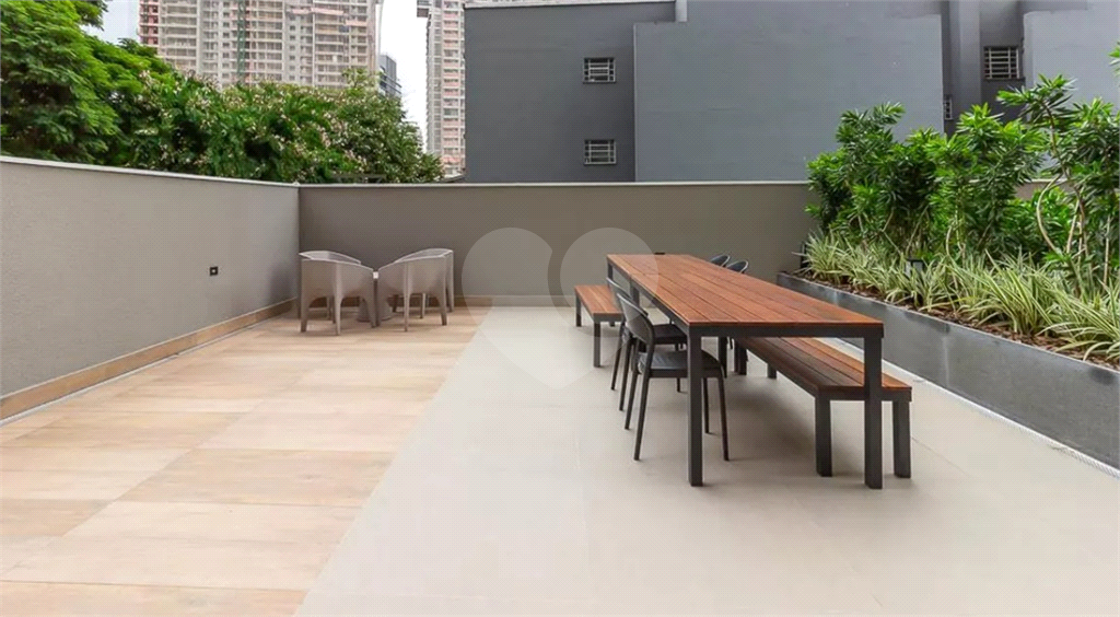 Studio Moderno e Automatizado no Jardim das Acácias: Conectividade e Conforto ao Lado do Metrô Brooklin