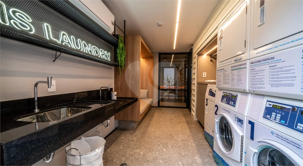 Studio Moderno e Automatizado no Jardim das Acácias: Conectividade e Conforto ao Lado do Metrô Brooklin