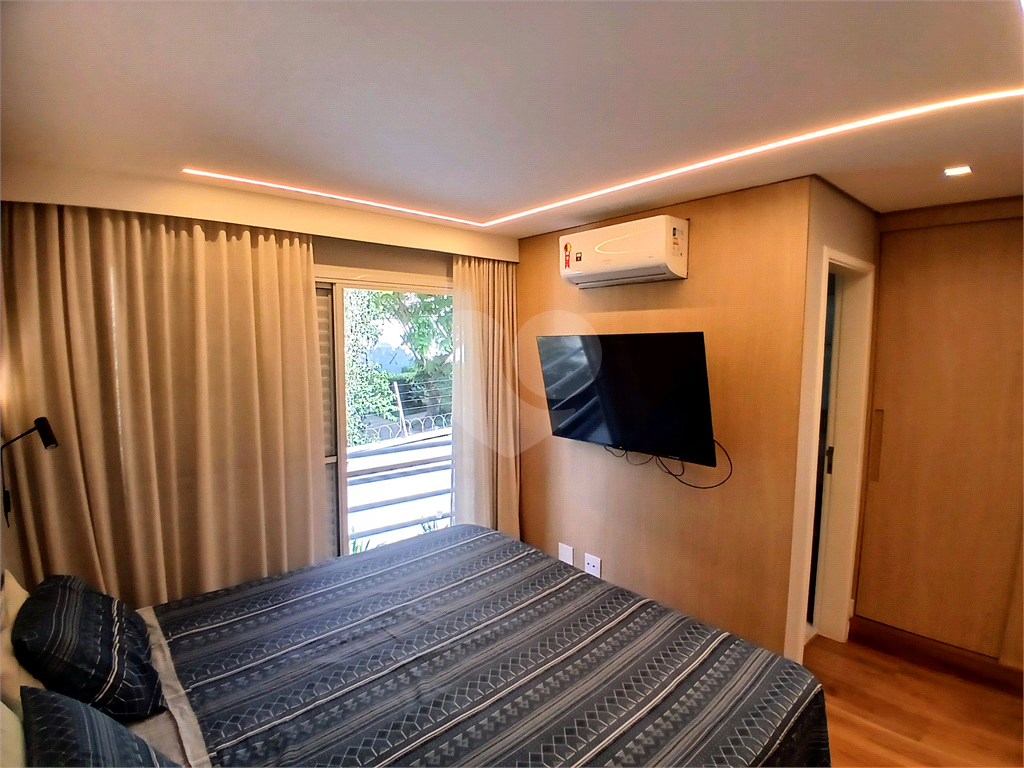 Casa em condomínio com apenas 5 unidades - privacidade e segurança