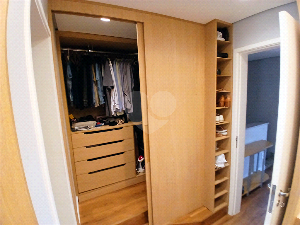 Casa em condomínio com apenas 5 unidades - privacidade e segurança