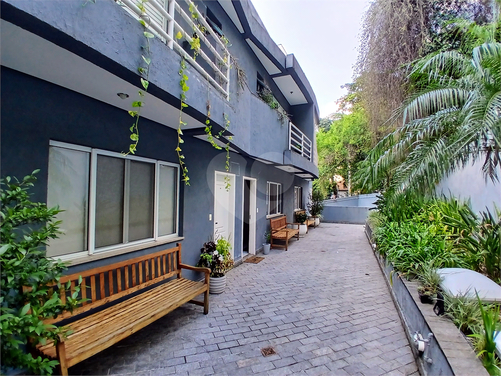 Casa em condomínio com apenas 5 unidades - privacidade e segurança