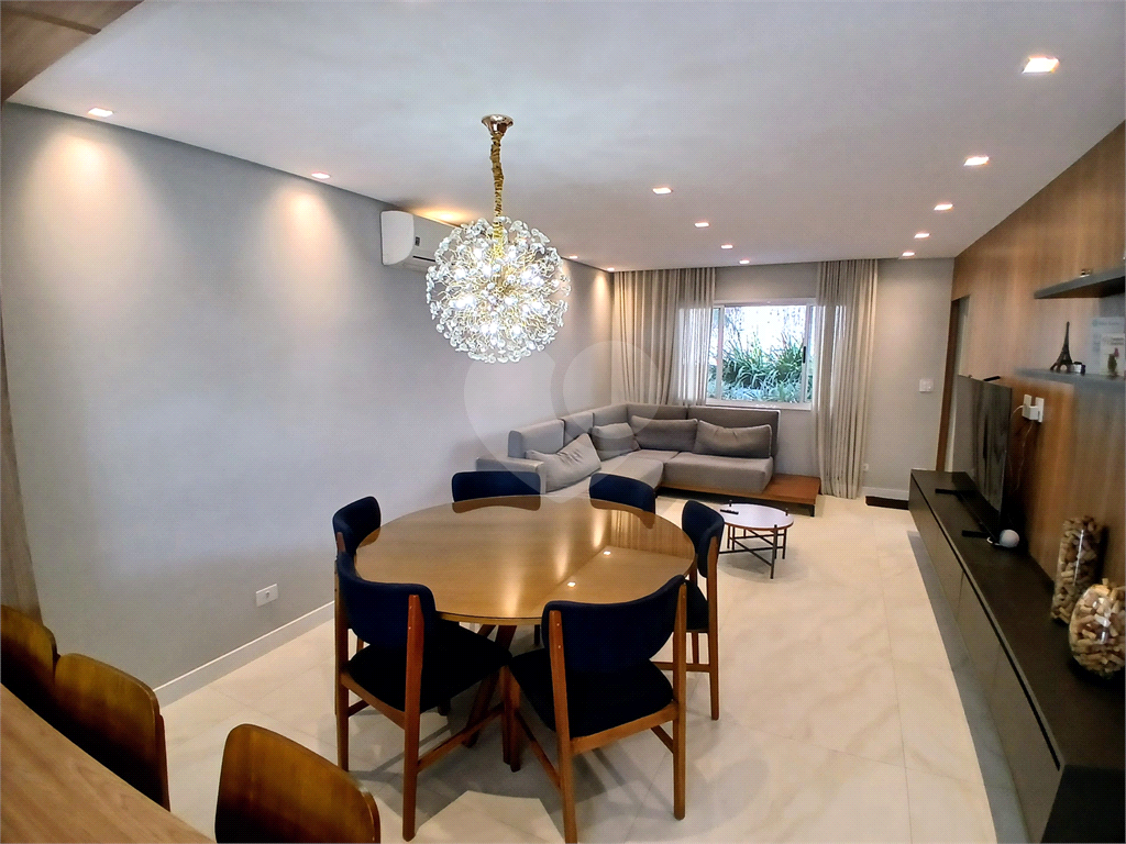 Casa em condomínio com apenas 5 unidades - privacidade e segurança