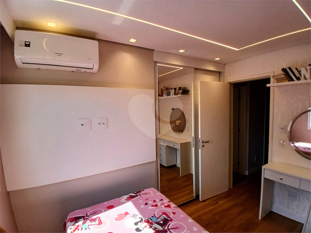 Casa em condomínio com apenas 5 unidades - privacidade e segurança