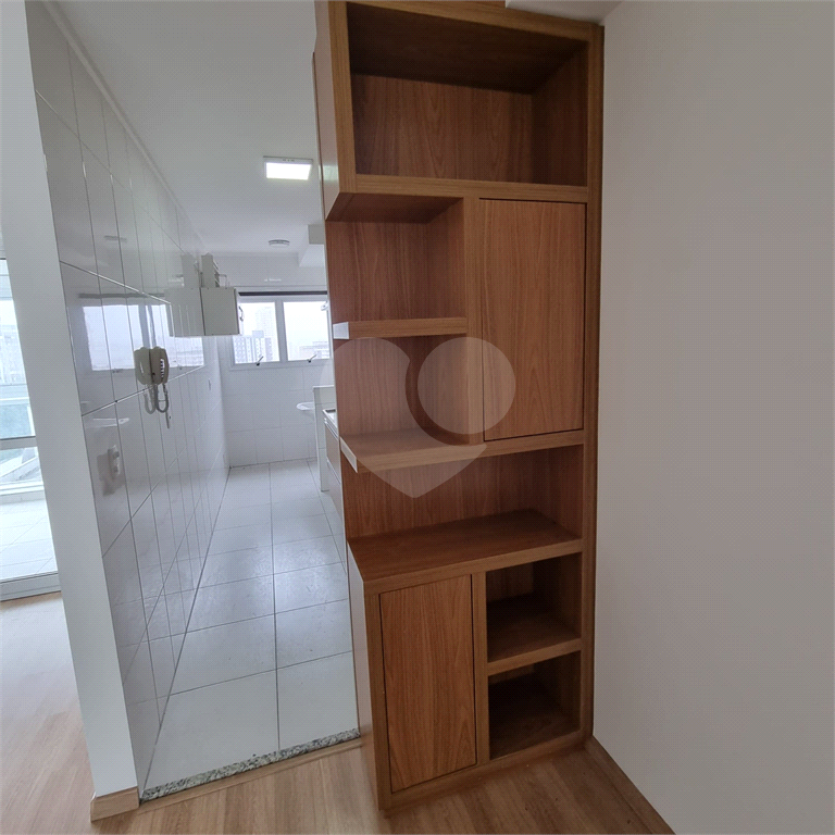 ótimo Apartamento bairro da aclimação bem localizado, pronto para entrar, e morar.