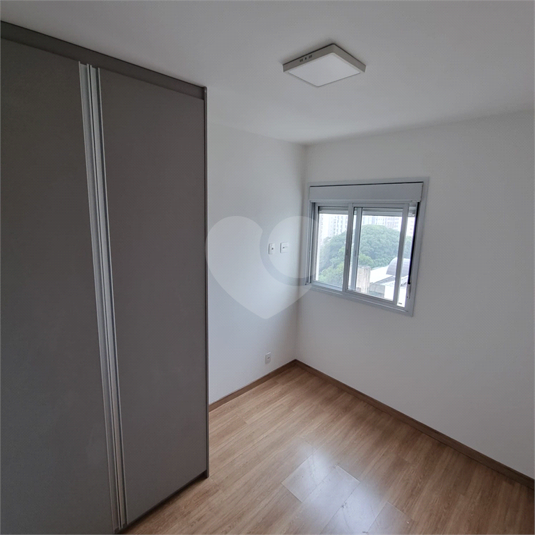 ótimo Apartamento bairro da aclimação bem localizado, pronto para entrar, e morar.