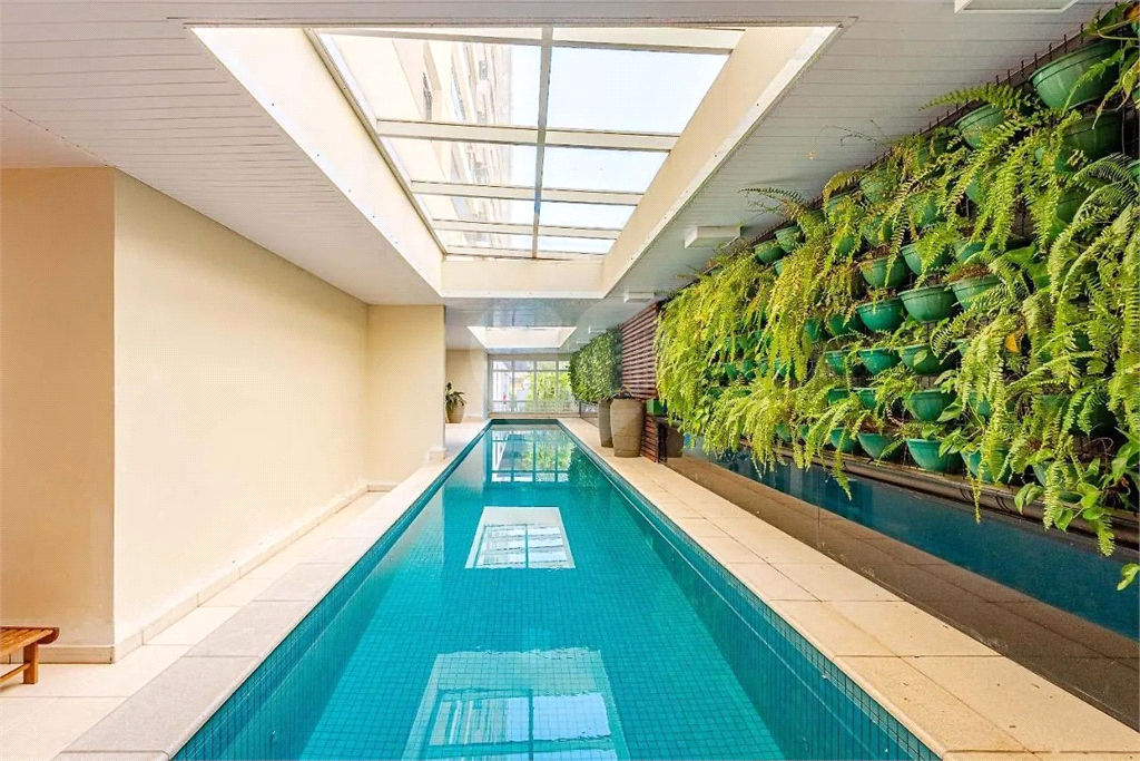 ótimo Apartamento bairro da aclimação bem localizado, pronto para entrar, e morar.