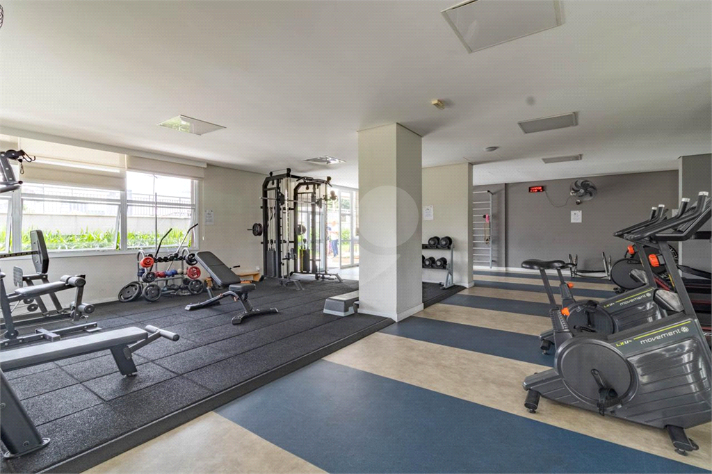 Apartamento 68m² na Aclimação – Sala Ampliada e 2 Vagas