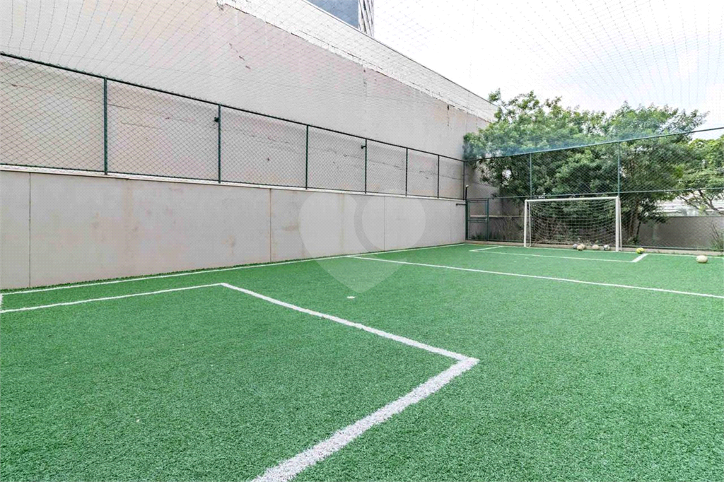 Apartamento 68m² na Aclimação – Sala Ampliada e 2 Vagas