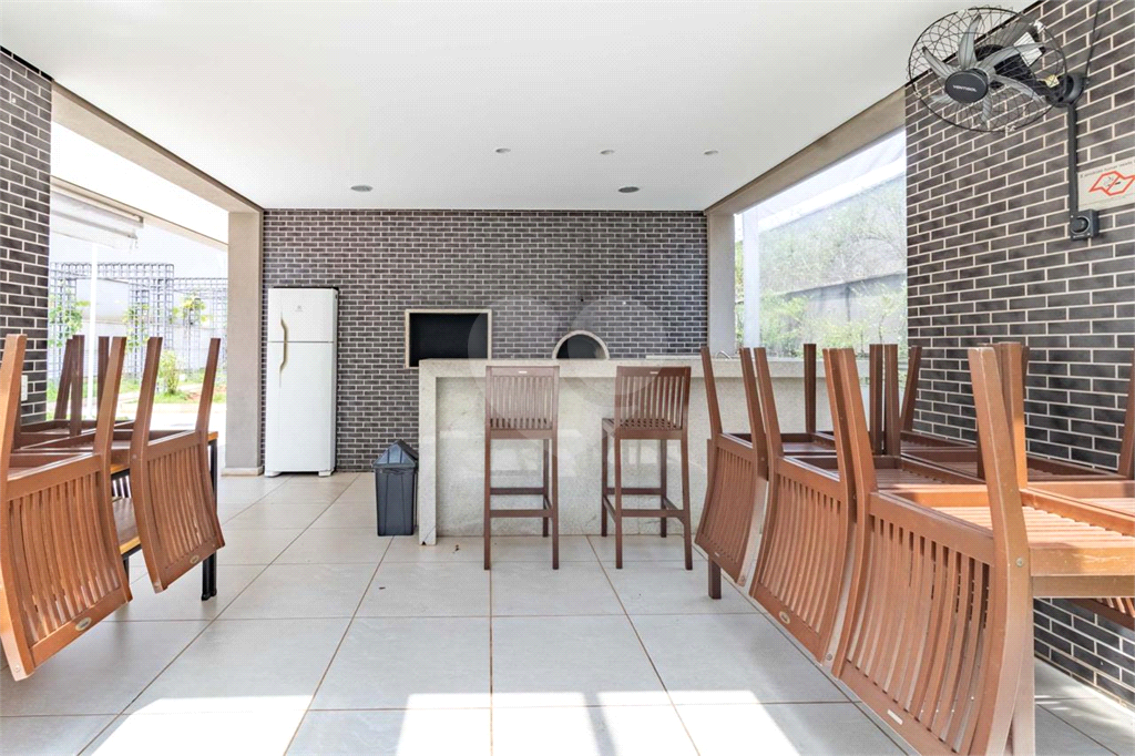 Apartamento 68m² na Aclimação – Sala Ampliada e 2 Vagas