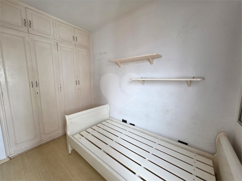 APARTAMENTO em SANTANA