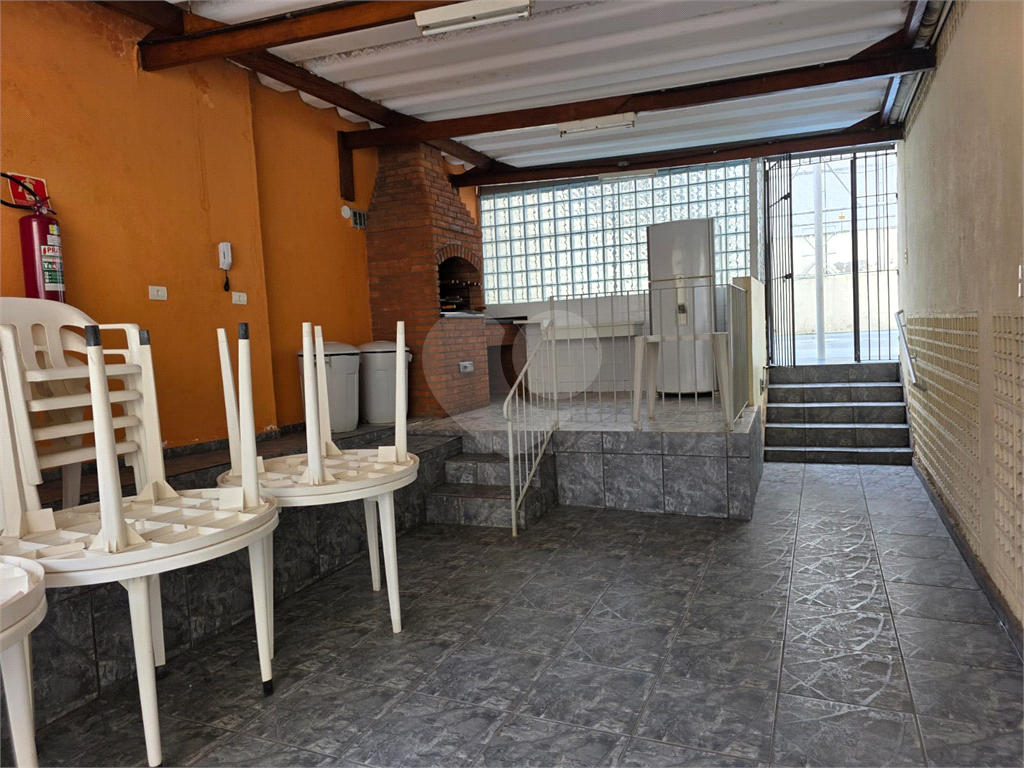 APARTAMENTO em SANTANA