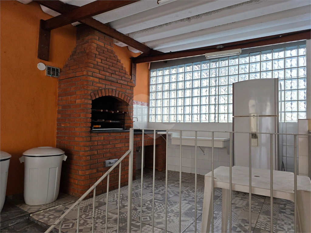 APARTAMENTO em SANTANA