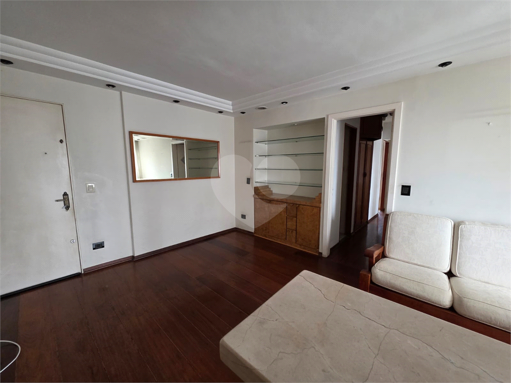 APARTAMENTO em SANTANA