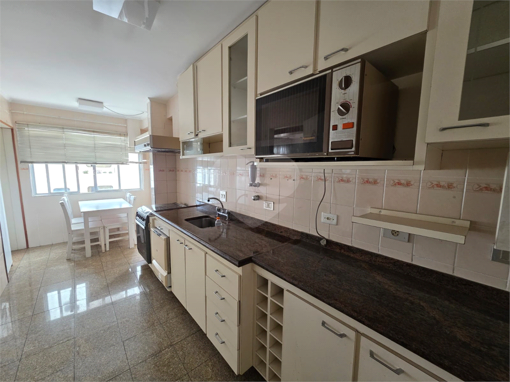 APARTAMENTO em SANTANA