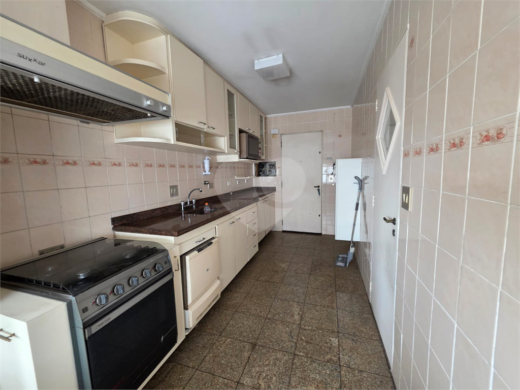 APARTAMENTO em SANTANA