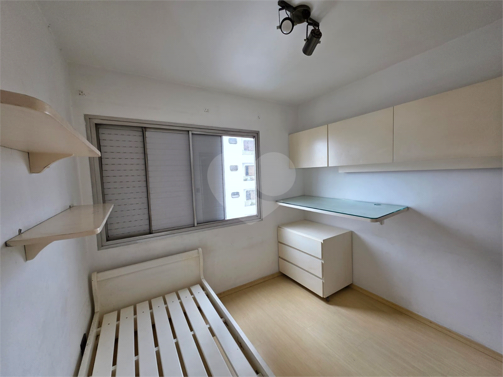 APARTAMENTO em SANTANA
