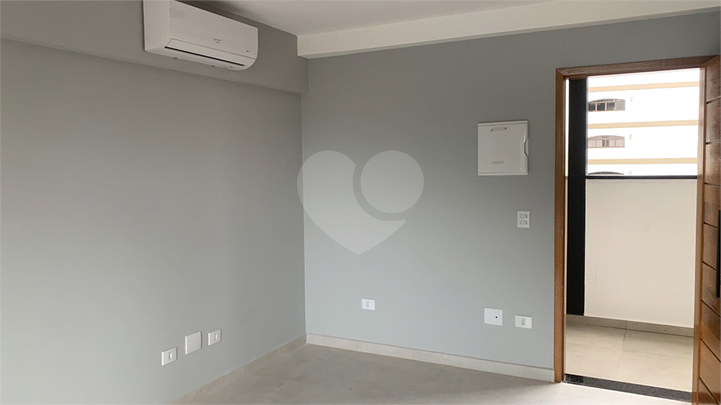 Apartamento NOVO para locação bairro Água Fria | 2 dormitórios, varanda, ar-condicionado e vaga livre