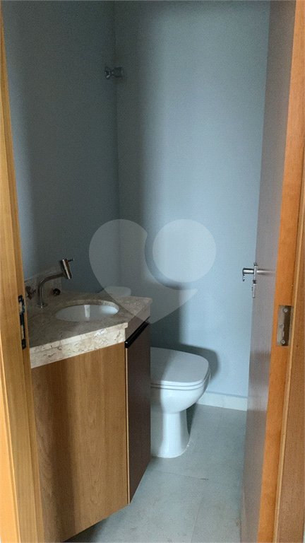 Apartamento NOVO para locação bairro Água Fria | 2 dormitórios, varanda, ar-condicionado e vaga livre