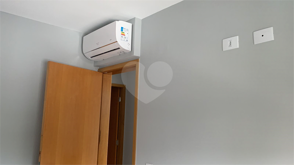 Apartamento NOVO para locação bairro Água Fria | 2 dormitórios, varanda, ar-condicionado e vaga livre