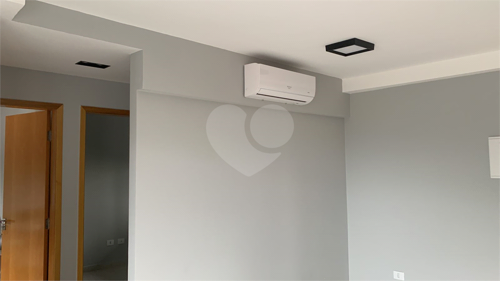 Apartamento NOVO para locação bairro Água Fria | 2 dormitórios, varanda, ar-condicionado e vaga livre