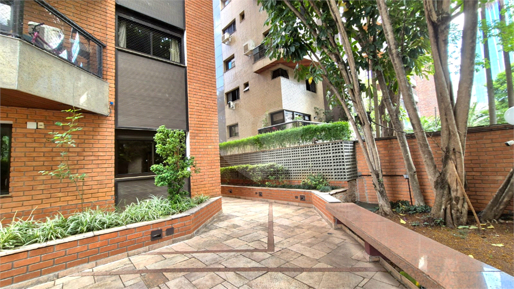 Jardim Paulistano: A Tela em Branco para Sua Obra-Prima Arquitetônica na Prestigiada Rua Suzano. 