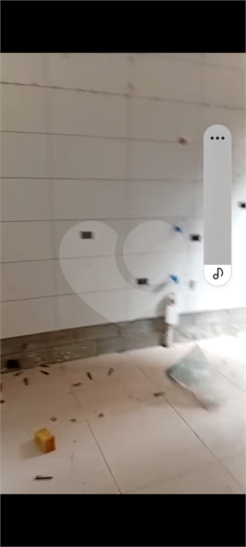 APARTAMENTO em CASA VERDE