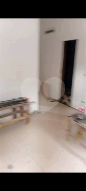 APARTAMENTO em CASA VERDE