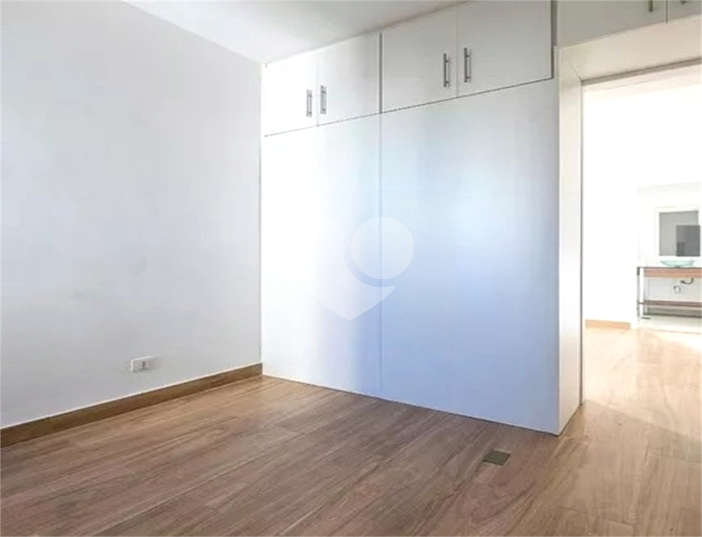 Apartamento à venda nos Jardins com 3 dormitórios e 85 m²