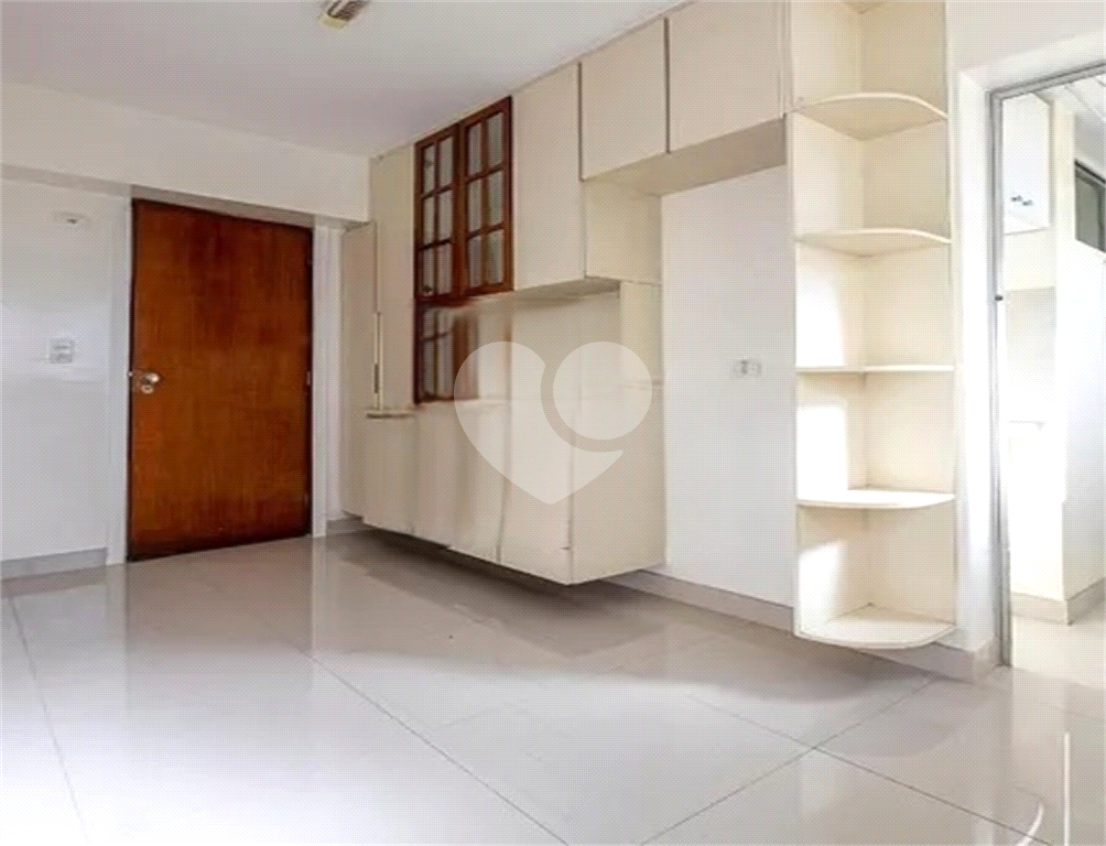 Apartamento à venda nos Jardins com 3 dormitórios e 85 m²