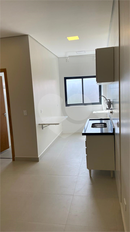 Apartamento na Av Agua Fria com 54m2