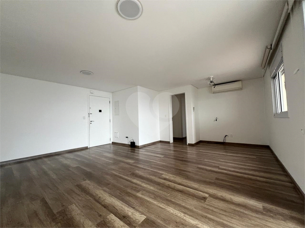 Apartamento à venda – Rua Salete | Pronto para morar