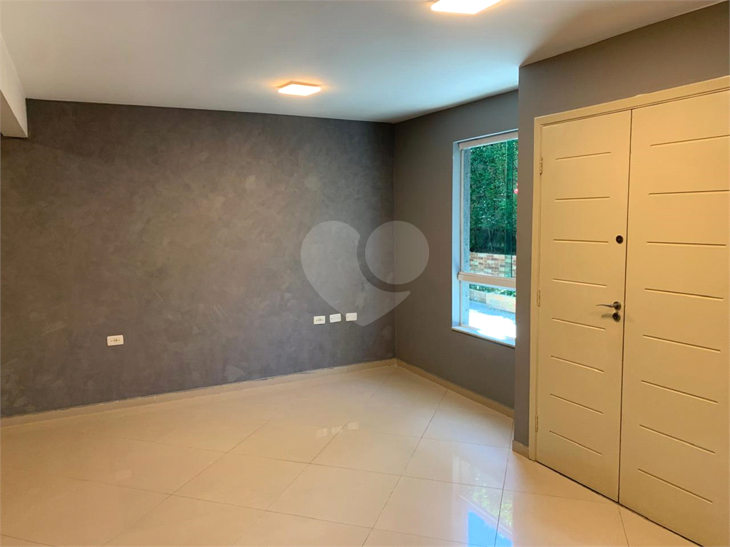 CONDOMÍNIO em SANTANA