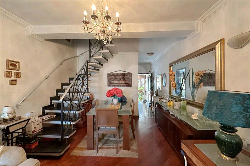 Casa à Venda | 112 m² | 3 dormitórios | 1 vaga no Bom Retiro!