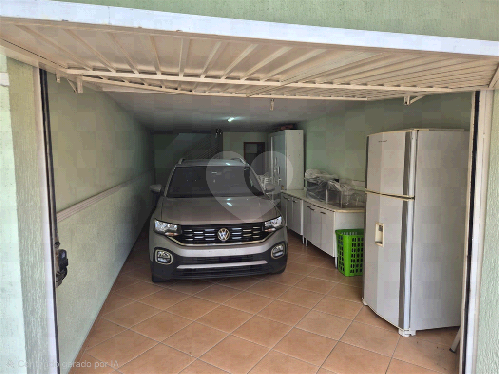 Sobrado com 2 dormitórios a venda na Vila Nivi.