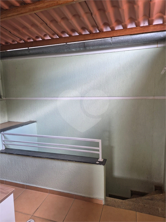 Sobrado com 2 dormitórios a venda na Vila Nivi.