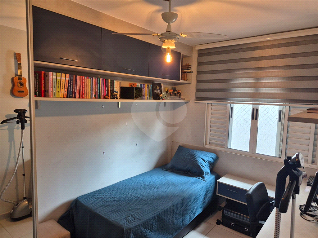 Sobrado com 2 dormitórios a venda na Vila Nivi.