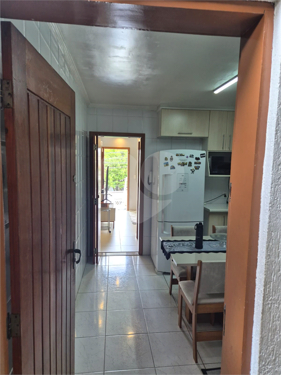 Sobrado com 2 dormitórios a venda na Vila Nivi.